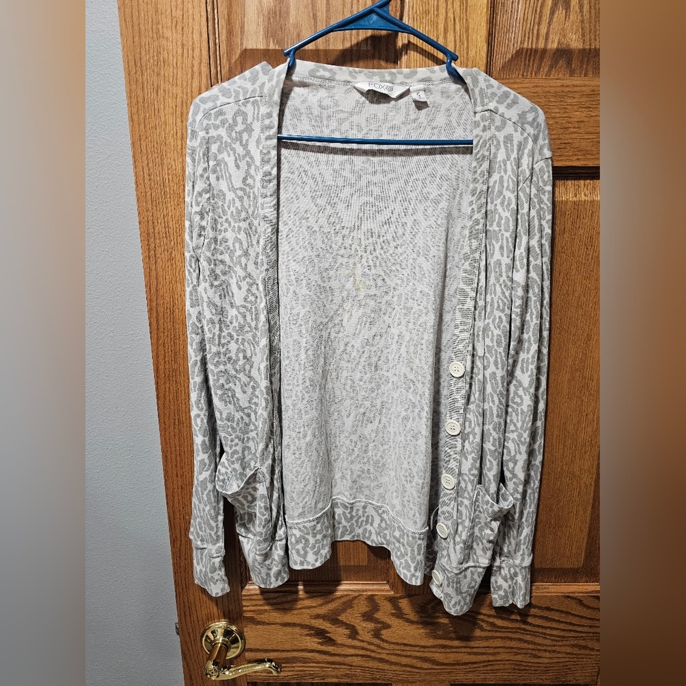 Women's FOX Riders Lightweight Gray Cardigan Sz Small Trademark Graphics